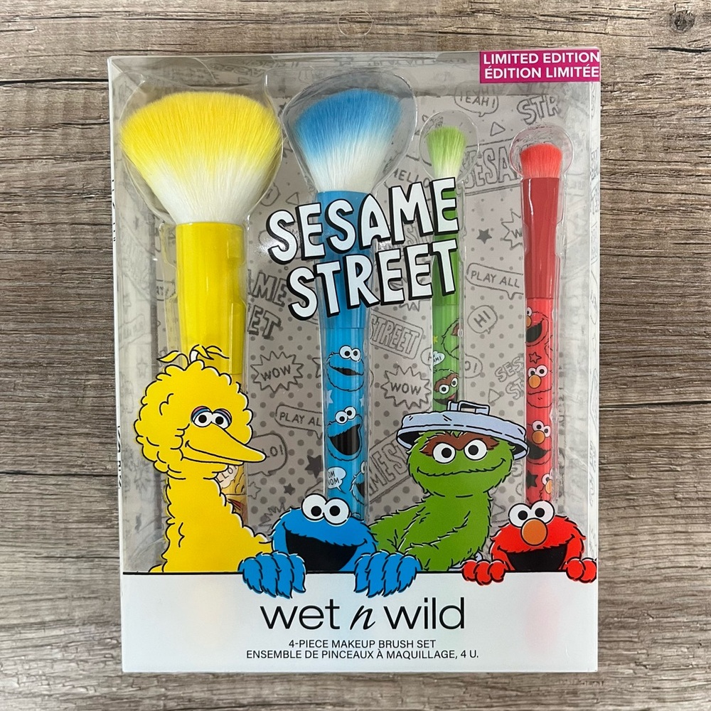 Wet n Wild Sesame Street Makeup Brush Set New With Tag Limited Edition